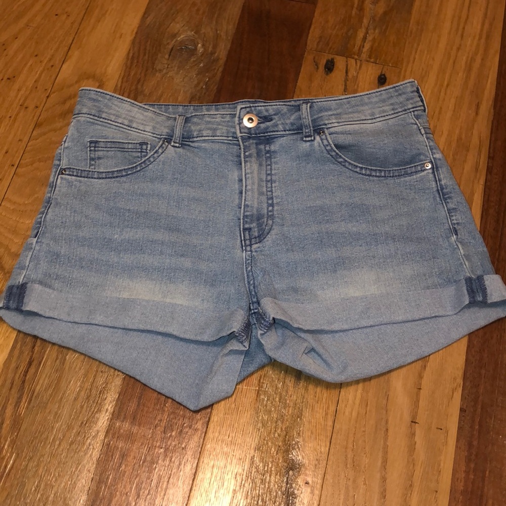 H & M denim shorts!!!